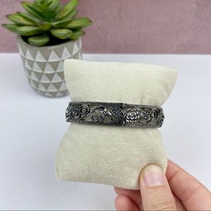 Silver Pewter Colored Floral Metal Stretchy Bangle Bracelet Women Jewelry